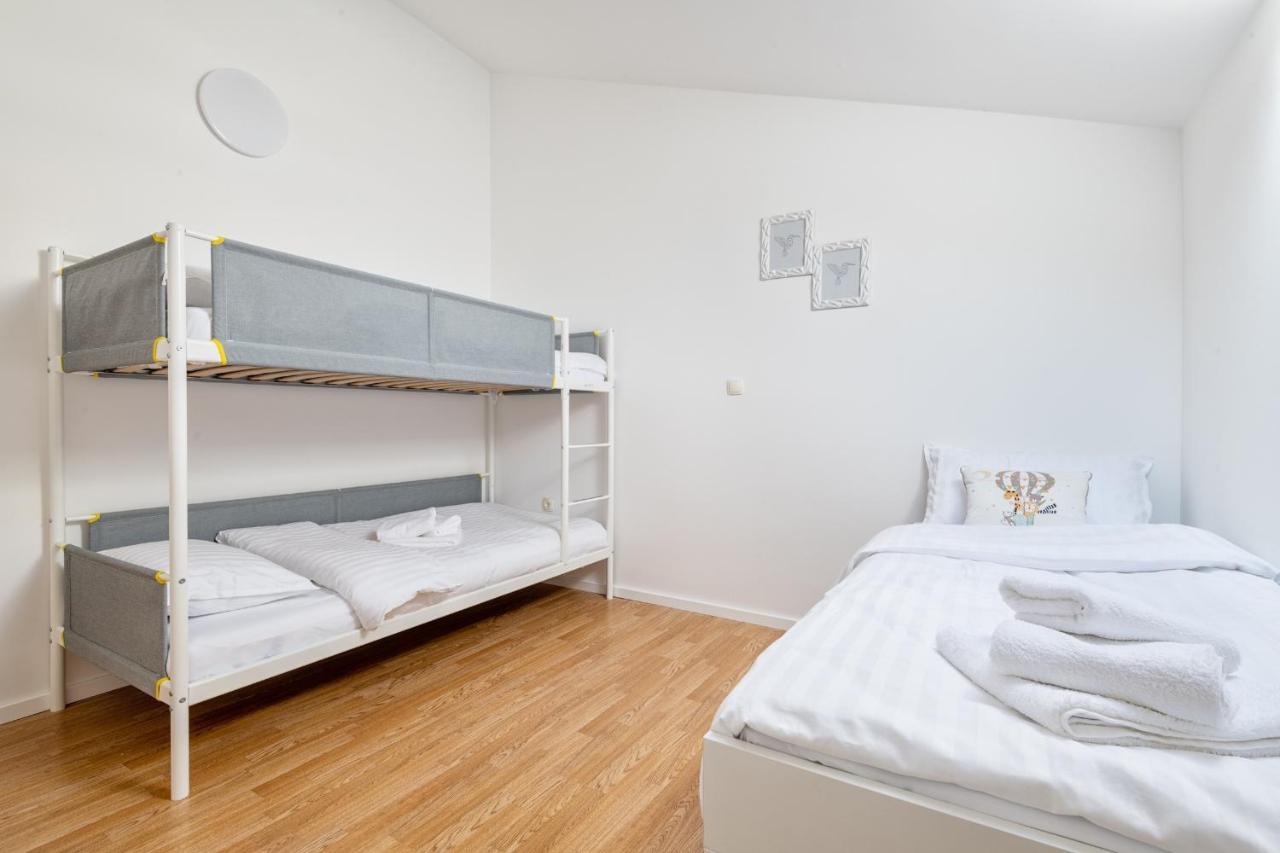 Apartment Familia Неум Екстериор снимка