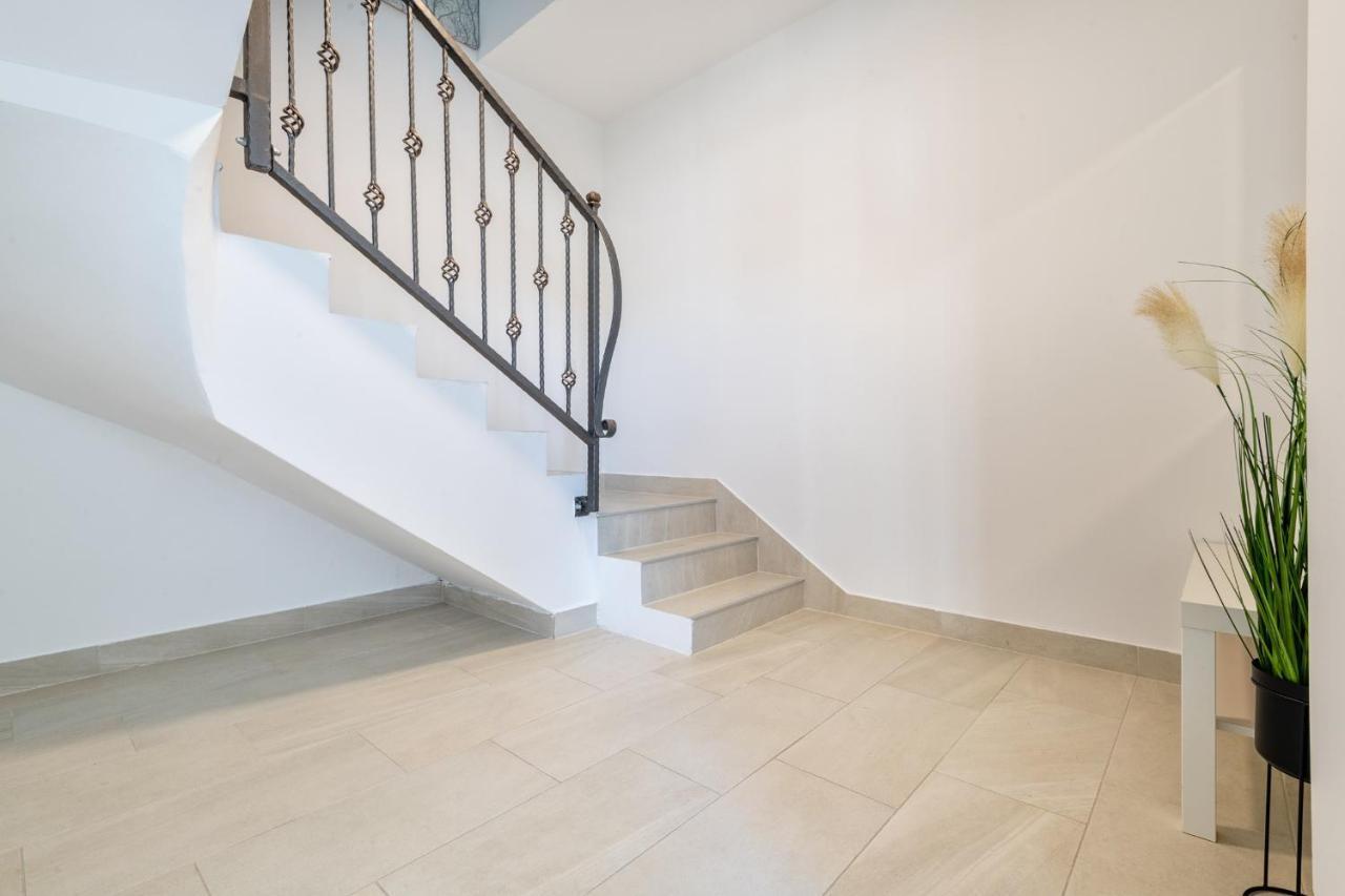 Apartment Familia Неум Екстериор снимка